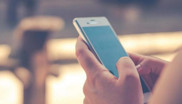 Δωρεάν 50 GB για εφήβους – Ανοίγουν σήμερα οι αιτήσεις για τους εμβολιασμένους 15 με 17 ετών