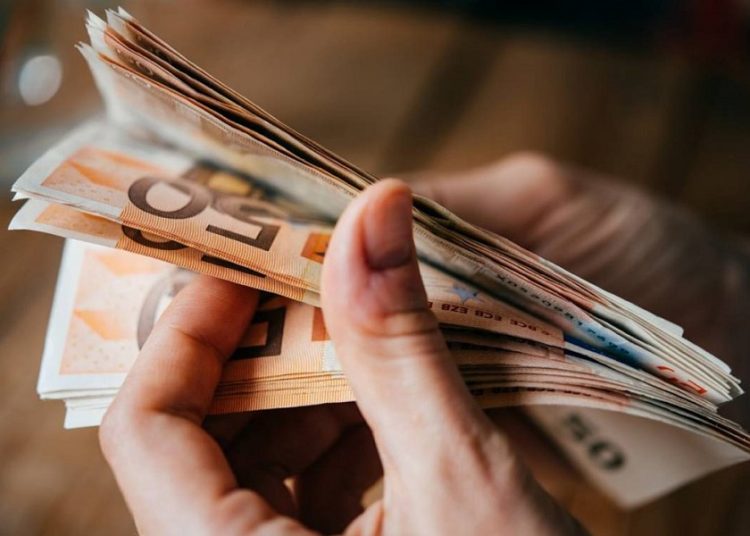 Ανασφάλιστοι: Μπορούν να παίρνουν 360 ευρώ το μήνα -Ποια η διαδικασία