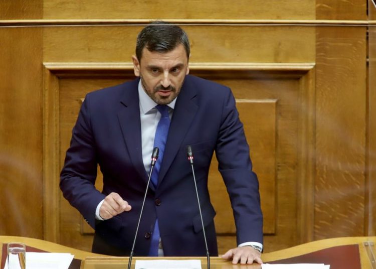 ΑΝΔΡΕΑΣ ΝΙΚΟΛΑΚΟΠΟΥΛΟΣ: Ανησυχία από τη μείωση σχολικών τμημάτων