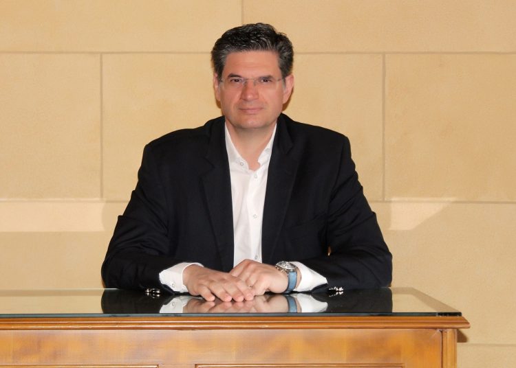 Διονύσης Καλαματιανός: Η συγχώνευση σχολικών τμημάτων υπονομεύει την ασφαλή και ποιοτική εκπαιδευτική διαδικασία