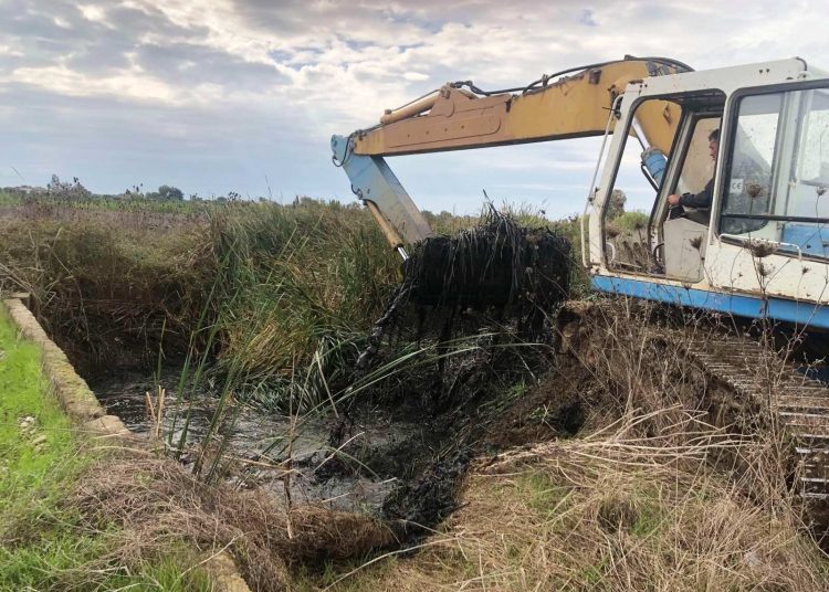 Εργασίες αντιπλημμυρικής θωράκισης στην Ήλιδα και στον κάμπο από την Περιφέρεια