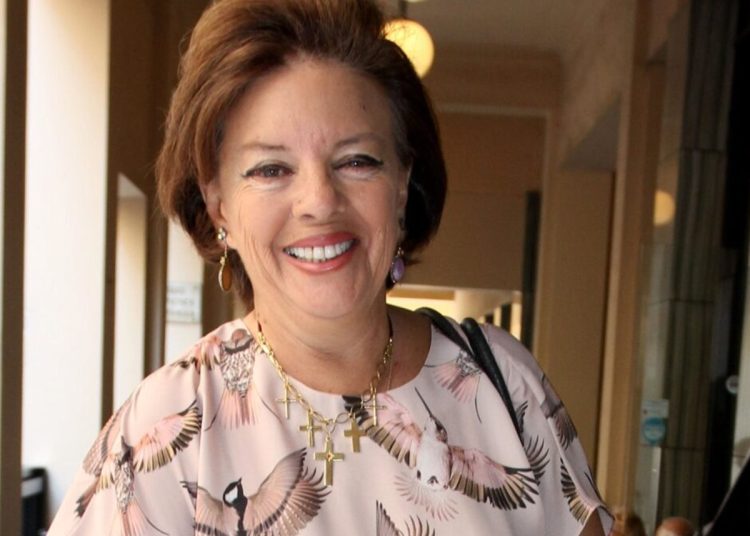 Η Μάρα Μεϊμαρίδη προσπαθεί να «τα μπαλώσει» για το ρατσιστικό σχόλιο: «Δε ρώτησα τι ράτσα είναι, αλλά τι human race»