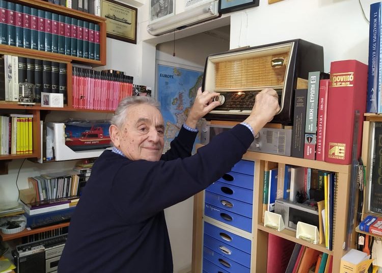 AMAΛΙΑΔΑ: Έφυγε από την ζωή η ψυχή του ραδιοφώνου στην Ηλεία ο Σπύρος Μπεράτης