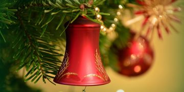 Xριστούγεννα με μέτρα για τους μη εμβολιασμένους διαμηνύει η κυβέρνηση