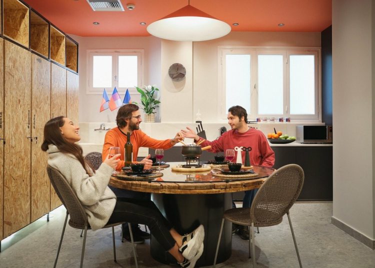 Δωρεάν παραχώρηση κατοικίας σε νέους και ζευγάρια εξετάζει η κυβέρνηση