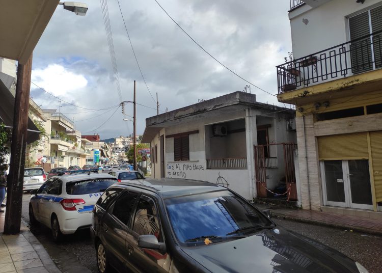 Αγρίνιο: 33χρονος σκότωσε τη μητέρα του και μαχαίρωσε τη γιαγιά του