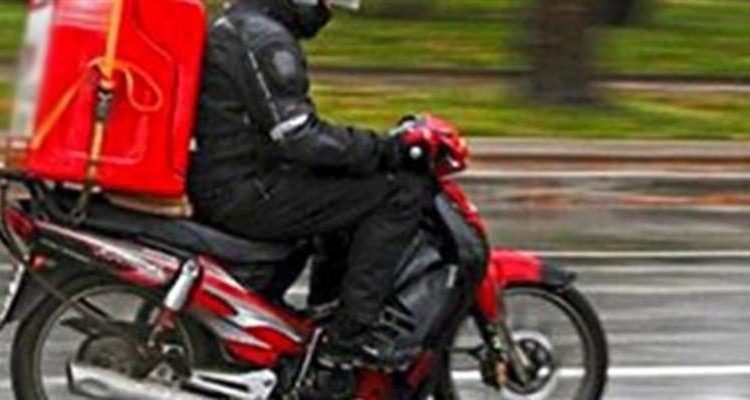 Αμαλιάδα: Τροχαίο με ντελιβερά