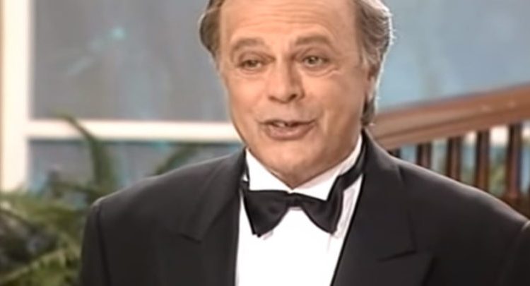 Θυμάστε τον «Γιάγκο Δράκο» από τη «Λάμψη»; Δείτε πώς είναι σήμερα – Γιατί τα παράτησε όλα και έφυγε από την Αθήνα