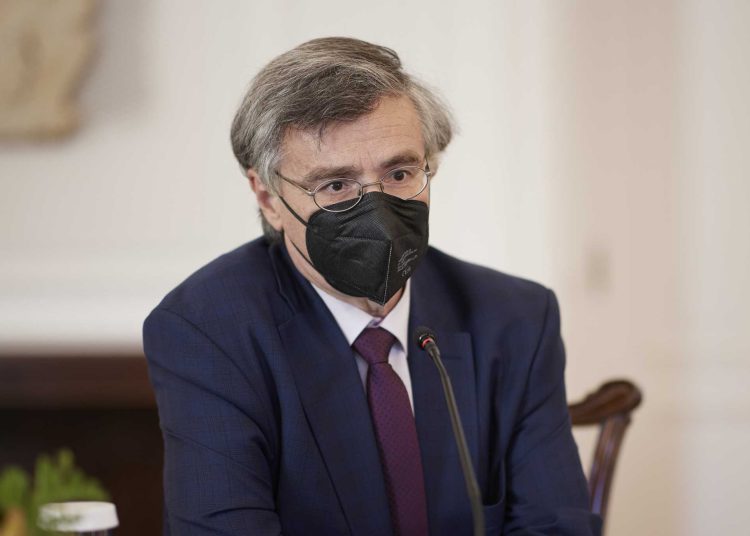 Σωτήρης Τσιόδρας: Να εμβολιαστούν όσοι νόσησαν με κορονοϊό γιατί θα ξανακολλήσουν