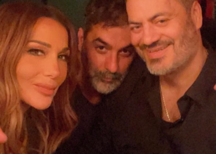 Δέσποινα Βανδή – Βασίλης Μπισμπίκης: Δεν κρύβονται πια! Νέα εμφάνιση στα μπουζούκια