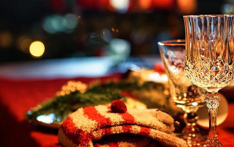 Χριστούγεννα: Ακριβότερο το γιορτινό τραπέζι φέτος