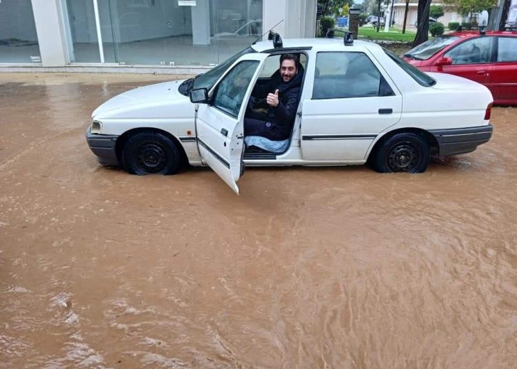 Βάρδα: Έγινε “Βενετία” ο κάμπος από τις πλημμύρες