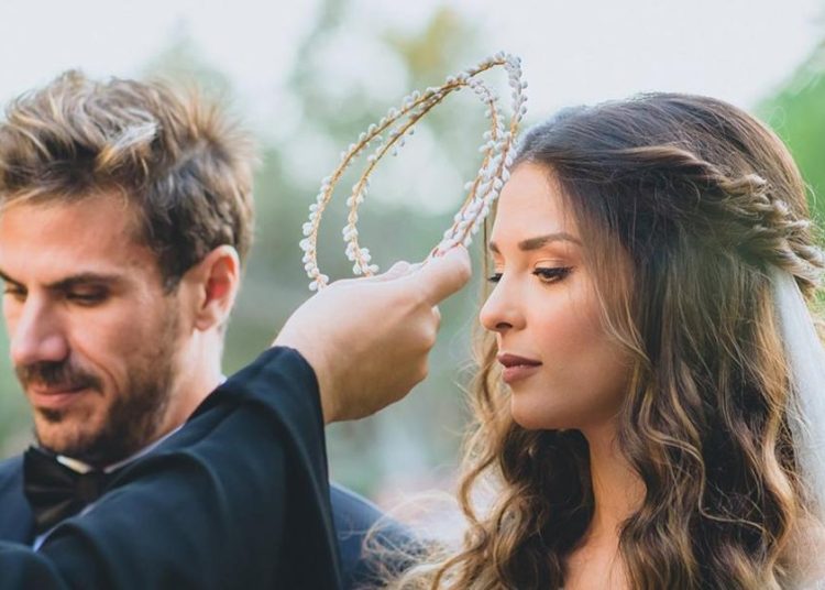 Τα 7 διάσημα ελληνικά ζευγάρια που παντρεύτηκαν το 2021