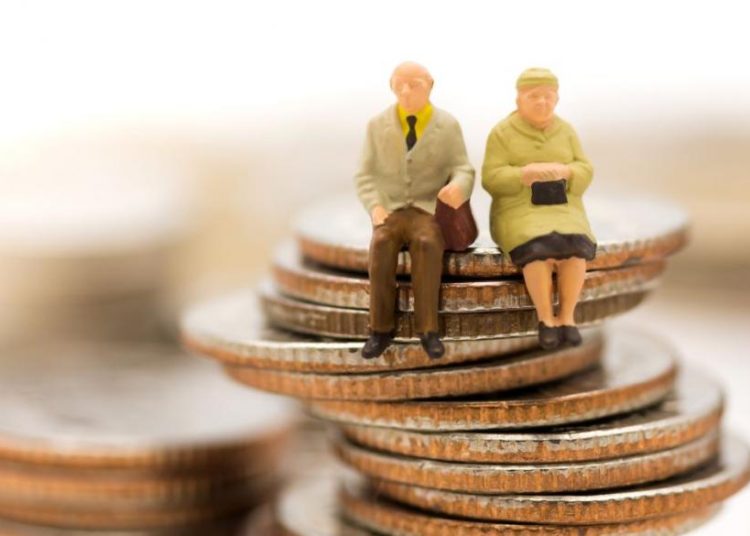 Τέλος στο πρόστιμο των 100 ευρώ για τα αναδρομικά συνταξιούχων