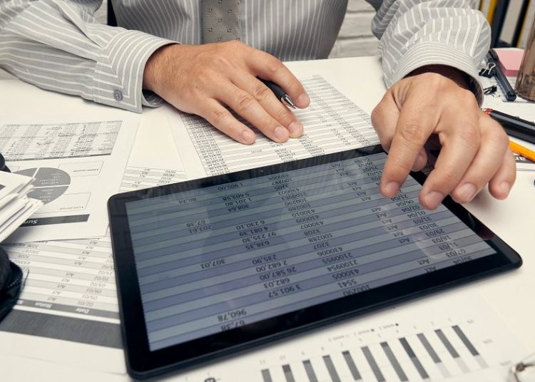 Όλες οι αλλαγές-μειώσεις που έρχονται στον ΦΠΑ – Τι αλλάζει στα ακίνητα – Μειωμένοι συντελεστές για αγρότες