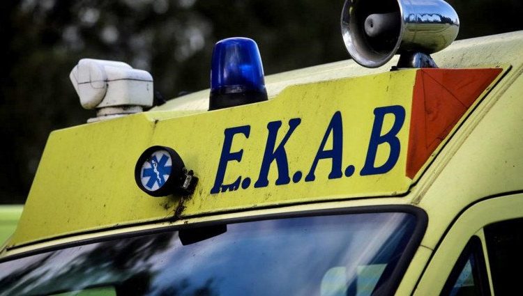Αμαλιάδα: Τραυματίας περίμενε επί μία ώρα στη βροχή ασθενοφόρο