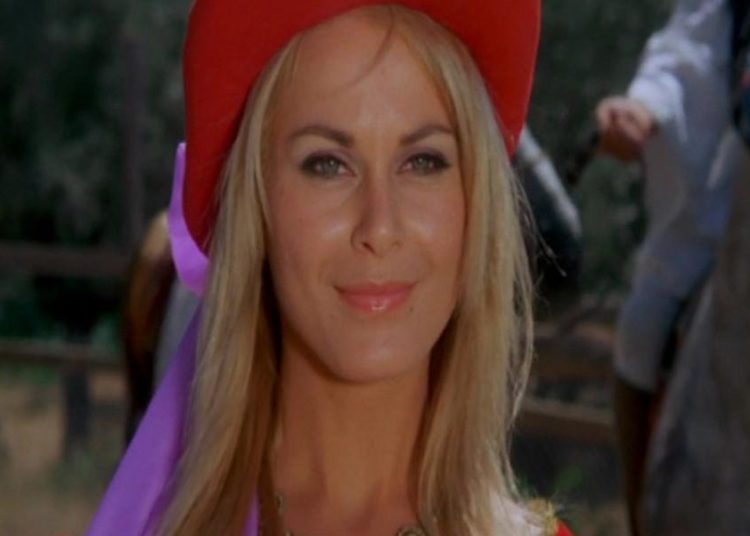 Ελένη Ερήμου: Πώς είναι σήμερα η πανέμορφη ηθοποιός του παλιού κινηματογράφου, στα 76 της χρόνια