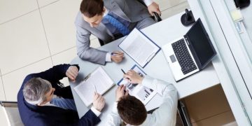 Έρχεται πρόγραμμα επιδότησης εργασίας για νέους 18-29 ετών 