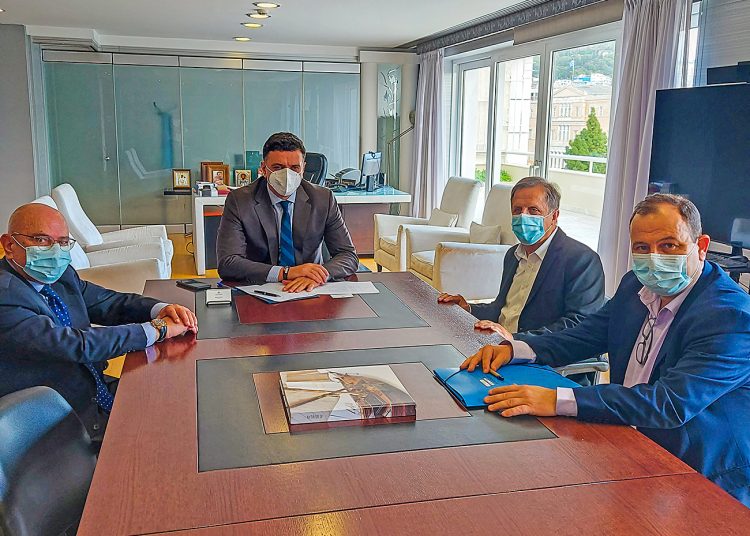 Συνάντηση υπουργού Τουρισμού Κικίλια – δημάρχου Ολυμπίας Γεωργιόπουλου στην Αθήνα