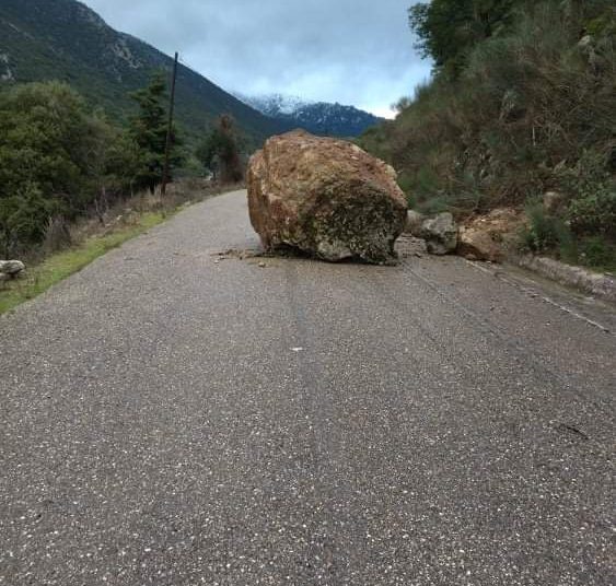 Ολυμπία: Τεράστιες οι ζημιές στο οδικό δίκτυο-Ο Γεωργιόπουλος ζητά τη βοήθεια της κυβέρνησης