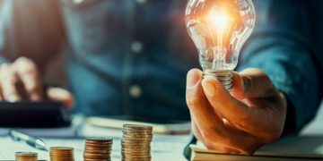 Ρεύμα: Βοήθημα επανασύνδεσης έως και 6.000 ευρώ – Τα εισοδηματικά και περιουσιακά κριτήρια