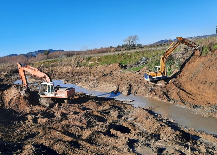 Εργασίες αντιπλημμυρικής προστασίας στο Πελόπιο