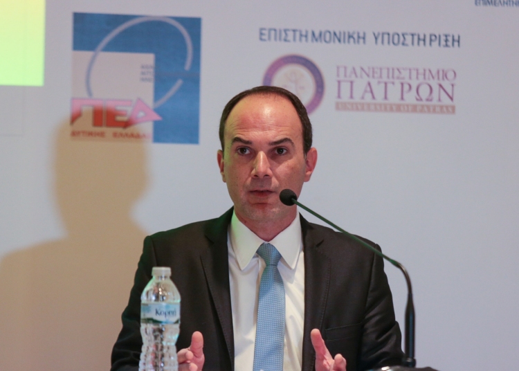 Τοπικά Σχέδια Κλιματικής Αλλαγής και Οδηγοί Ηλεκτροκίνησης από την Περιφέρεια