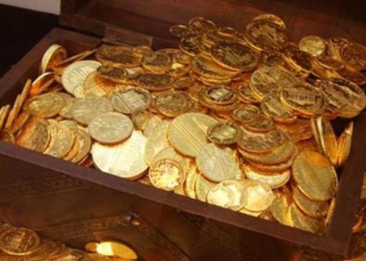 Τις λίρες από τα σεντούκια πουλάνε οι Έλληνες