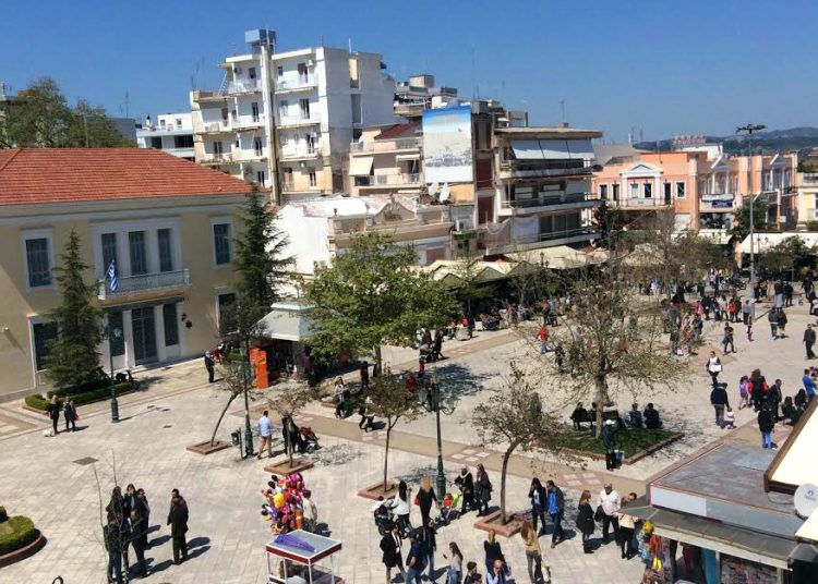 “Χτυπημένη” από τον ιό και τα οικονομικά η αγορά του Πύργου – Πτώση τζίρου στις γιορτές