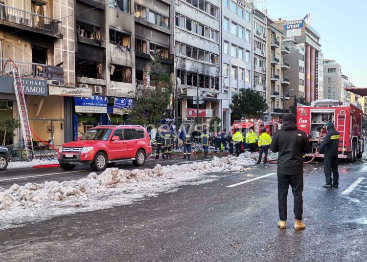 Έκρηξη στη Συγγρού: Βομβαρδισμένο τοπίο η περιοχή – Ένας σοβαρά τραυματίας