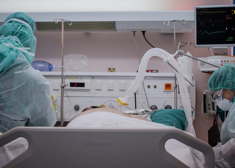 Κατάκολο: Πέθανε από κορονοϊό λίγες μέρες μετά τη γυναίκα του