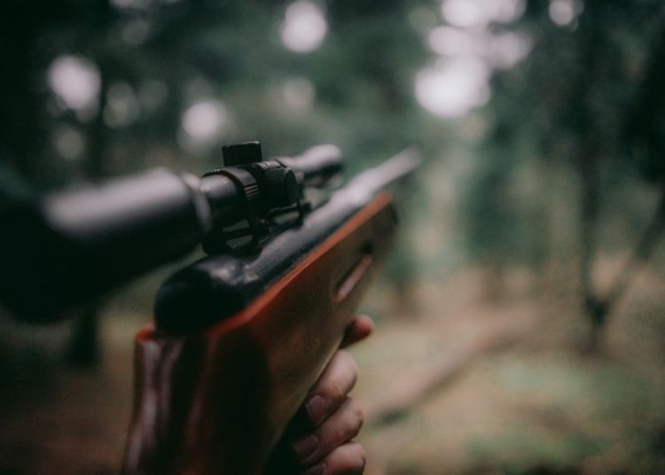 Τραγωδία στην Άρτα: Το πάθος για το κυνήγι και η μοιραία κατάληξη – Θρήνος για τον 33χρονο, αγωνία για τον 16χρονο