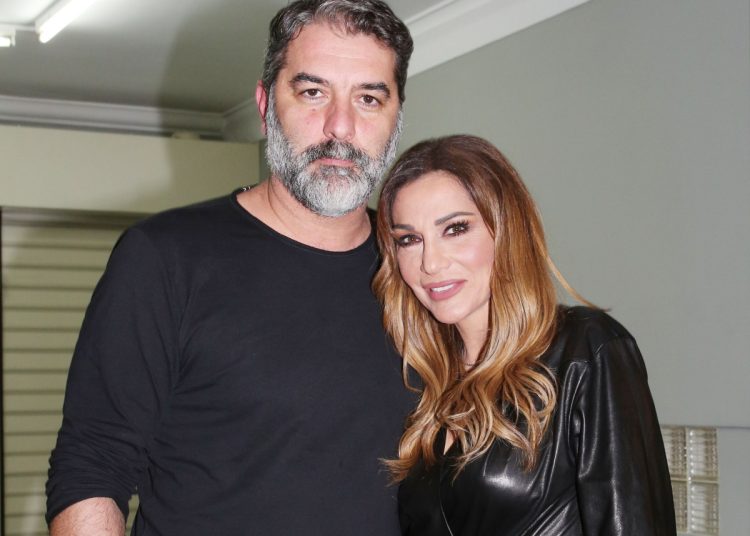 Δέσποινα Βανδή – Βασίλης Μπισμπίκης: Ζευγάρι στη ζωή ζευγάρι και στη σκηνή;