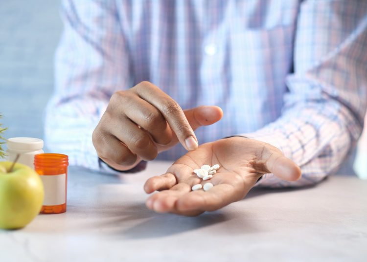 Κορωνοϊός: Ανοίγει σήμερα η πλατφόρμα για τα αντιικά χάπια – Πώς και σε ποιους θα χορηγούνται