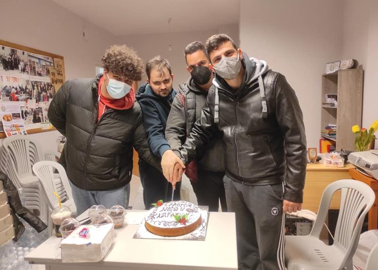 Τα μέλη του Συλλόγου Νέων Καταραχίου έκοψαν την βασιλόπιτά τους