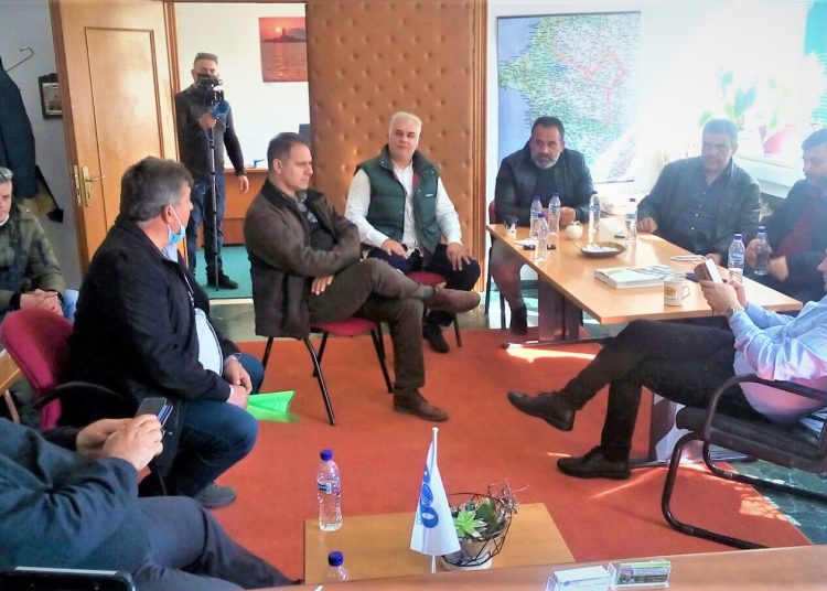 Αγρότες από Τραγανό, Βούναργο και Καλυβάκια στον Βασιλόπουλο για τα πορτοκάλια