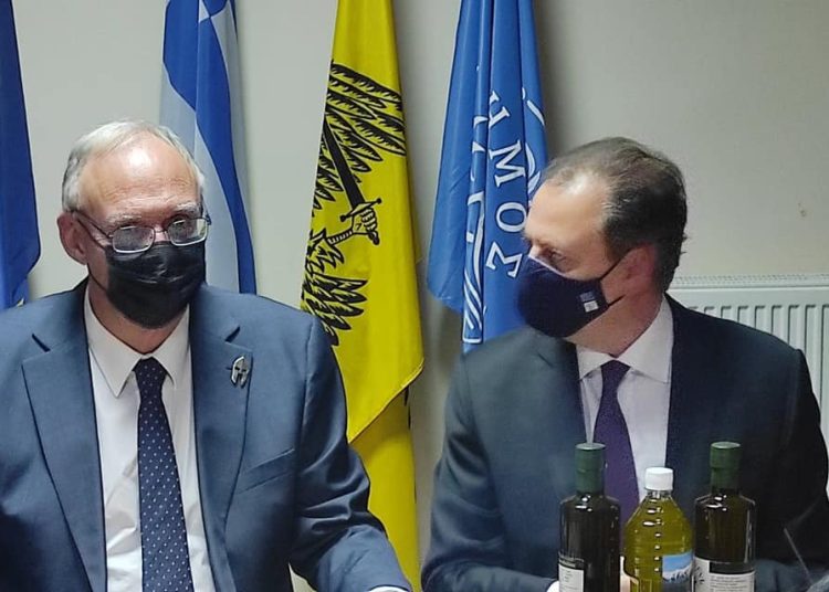 Δημοτικό Συμ. Σπάρτης: Ζητά συγγνώμη από την Ηλεία και θέλει παραίτηση Δούκα