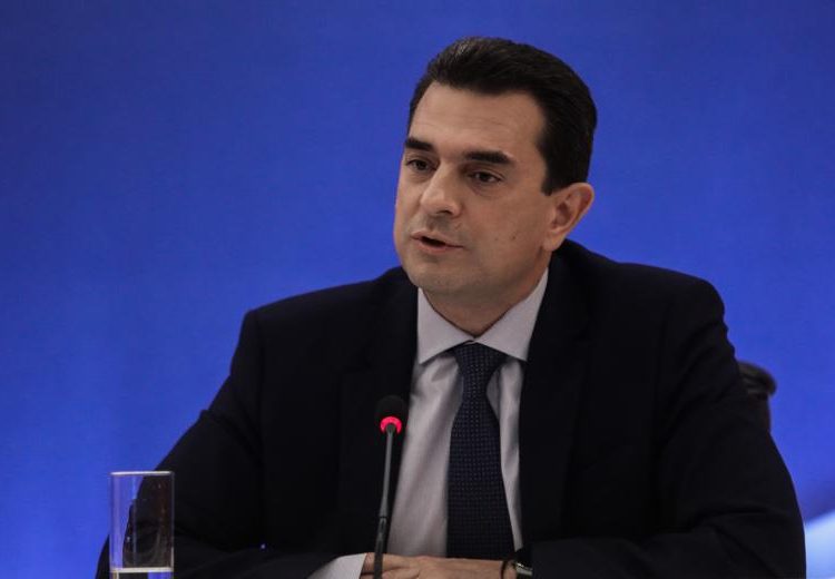 Ο Σκρέκας λέει να κλείνουμε τους θερμοσίφωνες για εξοικονόμηση!