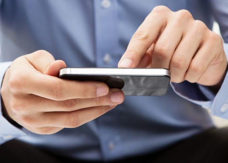 Επιδότηση 400 ευρώ για εκπαίδευση σε apps και social media-Πως θα κάνετε αίτηση