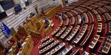 Βουλή: Υπερψηφίστηκε ο αναπτυξιακός νόμος – Θα αποτελέσει τη βάση του νέου παραγωγικού μοντέλου της χώρας