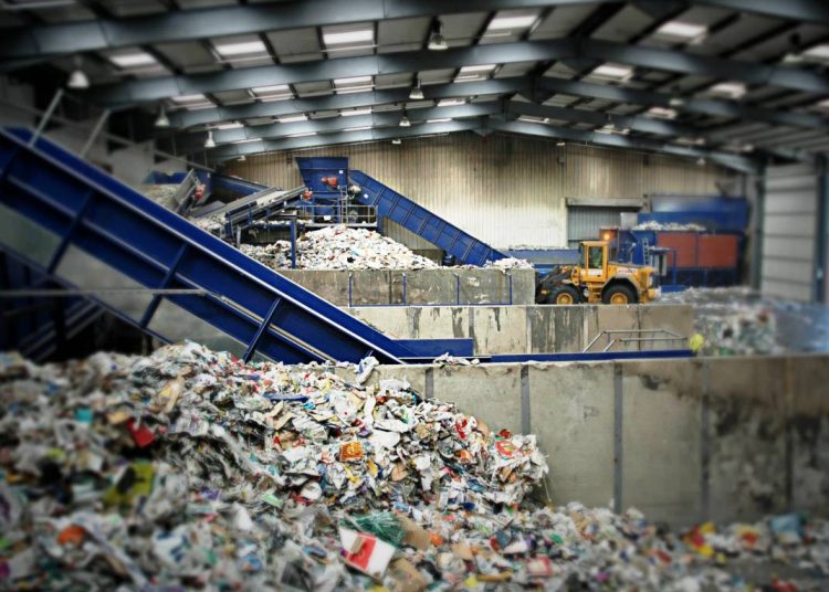 Φορείς της Σπάρτης ανησυχούν για μπλόκο των Ηλείων στα σκουπίδια τους