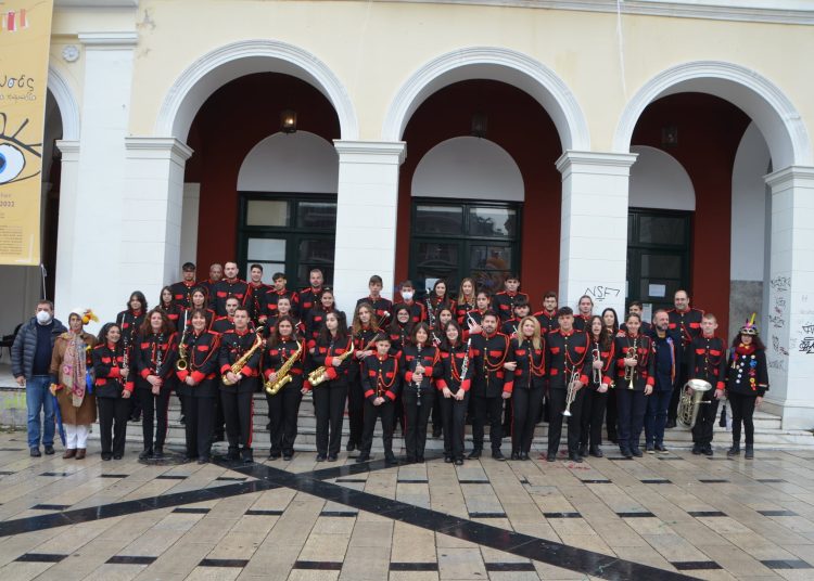 Εντυπωσίασε η Φιλαρμονική Λεχαινών στην Πάτρα