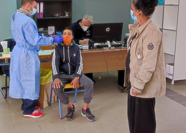 Δήμος Πηνειού: Εμβολιάστηκαν & εξετάστηκαν 31 παιδιά Ρομά