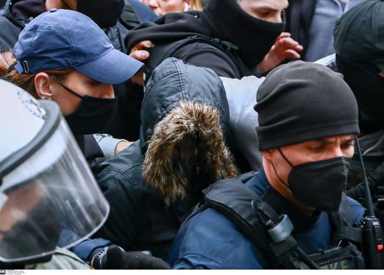 Πήρε προθεσμία για τη Δευτέρα η Ρούλα Πισπιρίγκου – «Θα σε πνίξουν στη φυλακή»