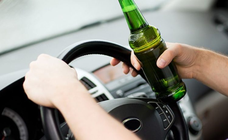 Πύργος: Οδηγούσαν μεθυσμένοι και μάλιστα ο ένας προκάλεσε και τροχαίο – Συλλήψεις από την αστυνομία