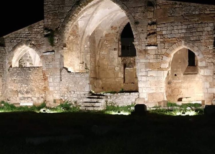 Δήμος Ανδραβίδας-Κυλλήνης: 17 καινούργιοι προβολείς φωτίζουν την Αγία Σοφία