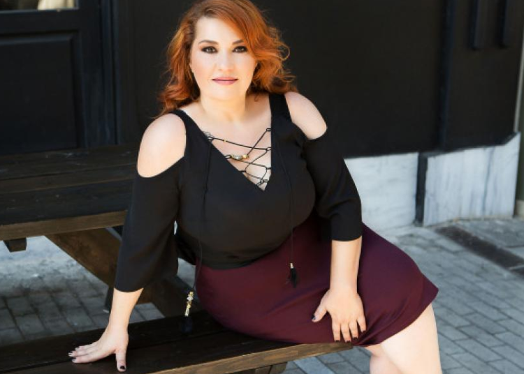 Κατερίνα Ζαρίφη: Η πρόταση γάμου, η γυμνή φωτογραφία και η ερωτική σχέση με Μενεγάκη