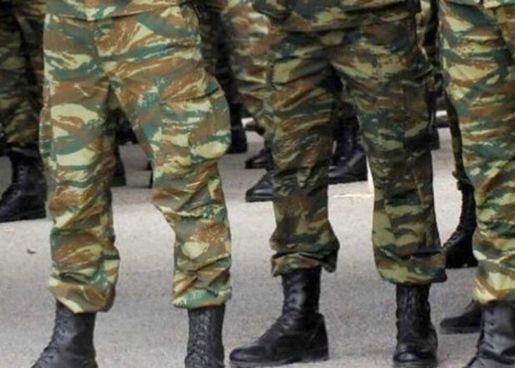 Προσλήψεις 1.639 Επαγγελματιών Οπλιτών (προκηρύξεις)