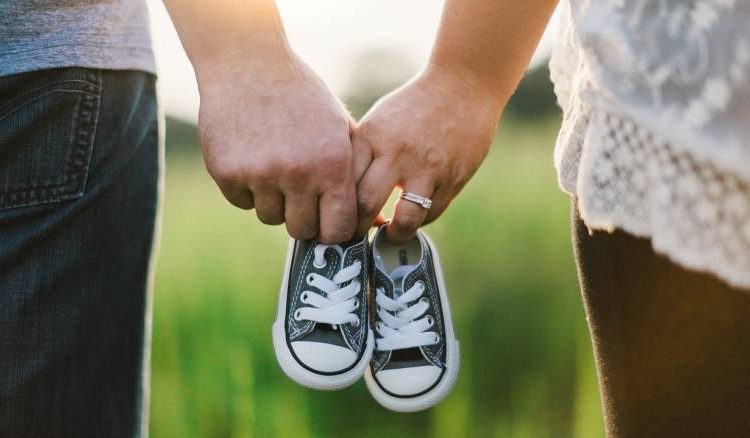 Ηλεία: Θέλουν να υιοθετήσουν παιδιά-Αυξημένες οι αιτήσεις