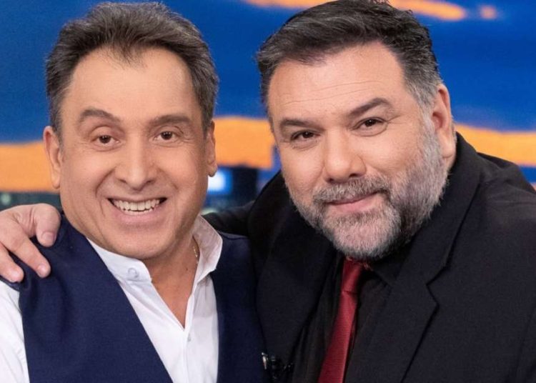 Πάνος Σταθακόπουλος: «Πουλούσα μπρίκια και κάλτσες σε πάγκους στην Αιόλου για να τα βγάλω πέρα»